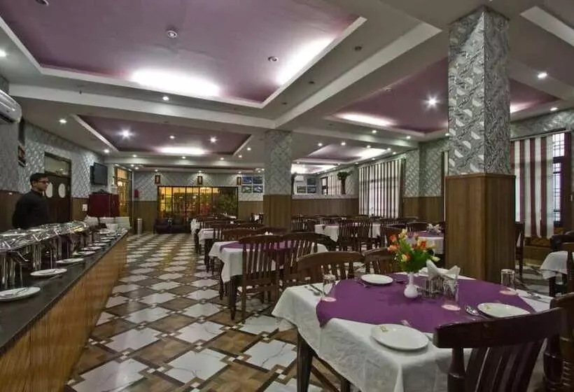Hotel Zojila Residency