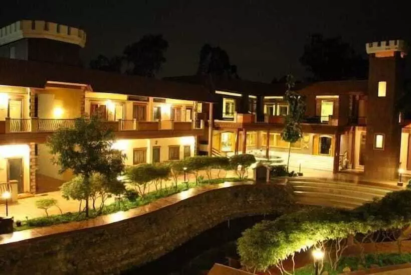 אתר נופש Hudson