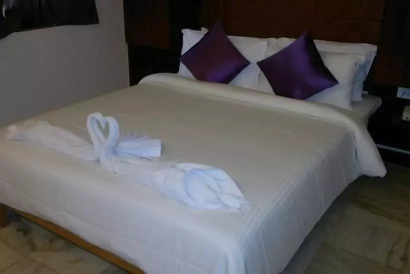 אתר נופש Hudson