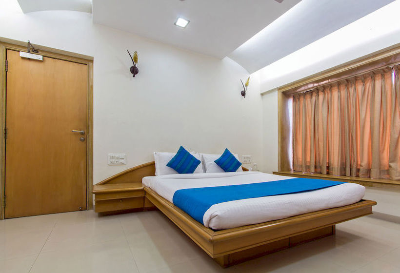 Zo Rooms Worli Seaface