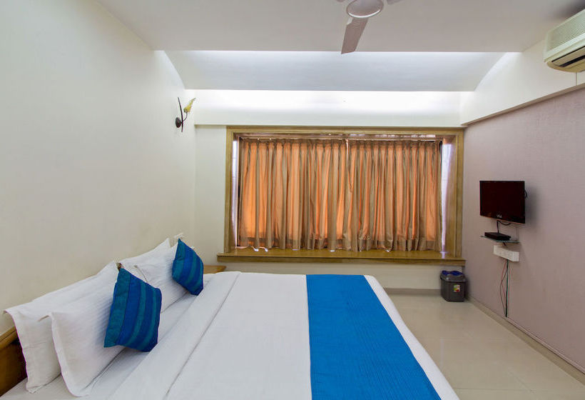Zo Rooms Worli Seaface