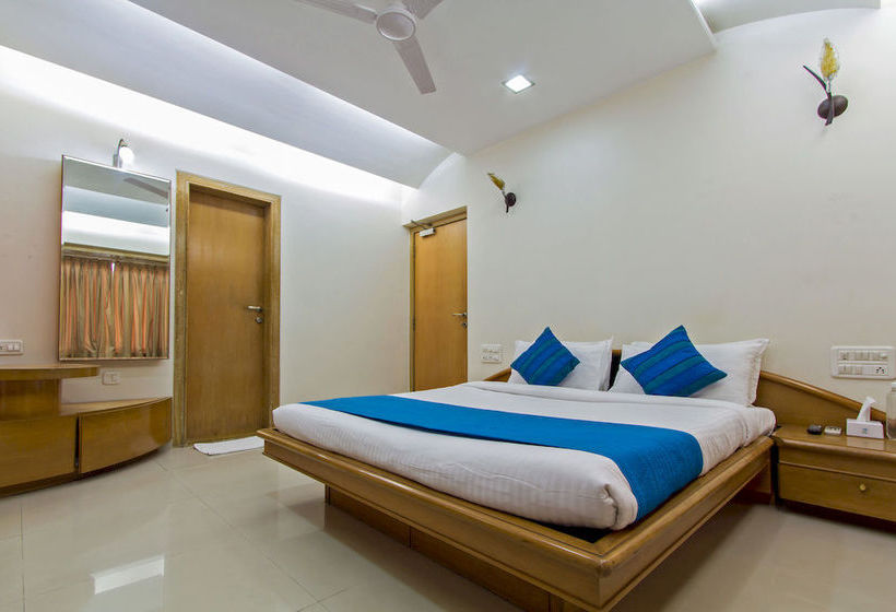 Zo Rooms Worli Seaface