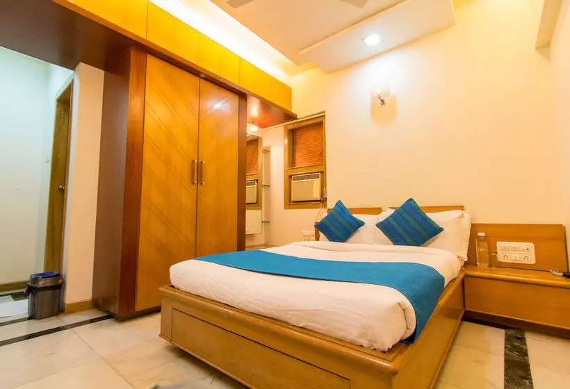 Zo Rooms Worli Seaface