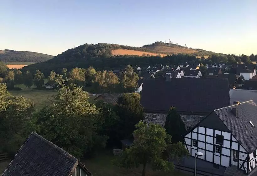 Aamiaismajoitus (B&B) Gasthof Feische