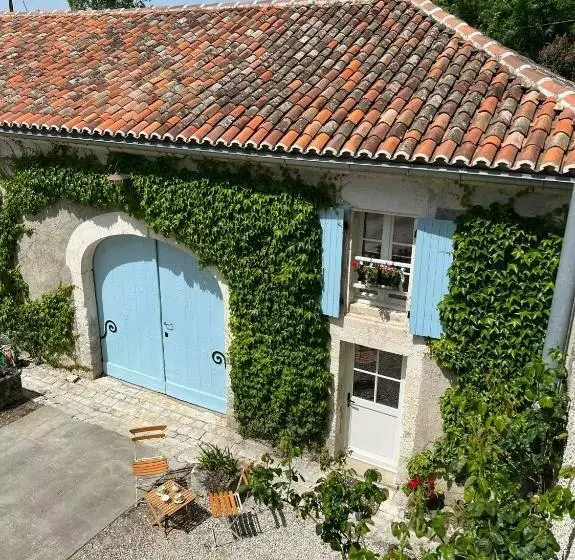 Aamiaismajoitus (B&B) Le Logis De Lasteyrie