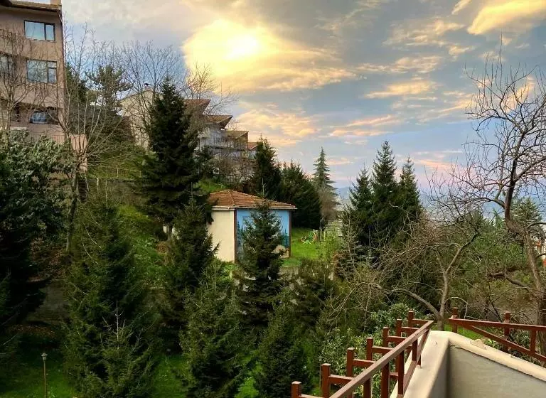 تختخواب و صبحانه Villa With Nature And Sea View