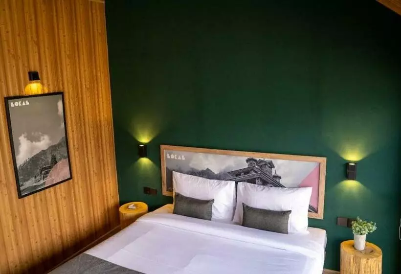 هتل Lokal Rooms X Hunza
