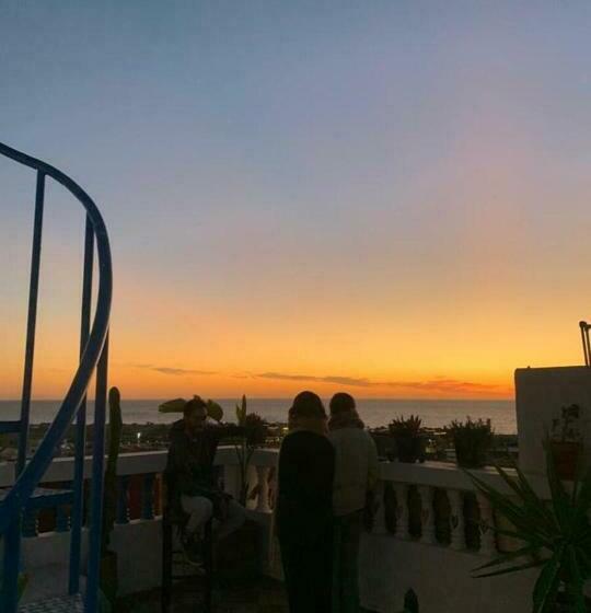 Hotel Tamraght White Hostel