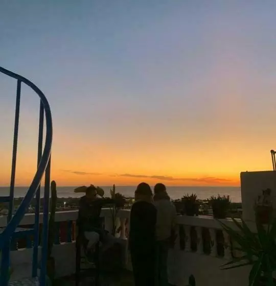 Hotelli Tamraght White Hostel