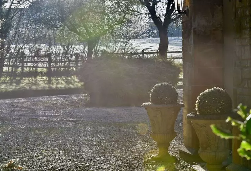 Majatalo York Cottage House & Spa