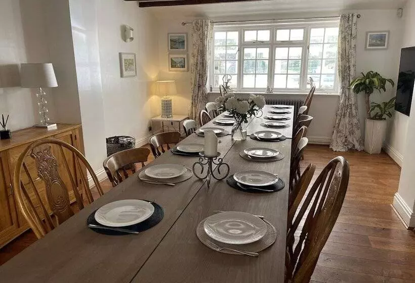 Majatalo York Cottage House & Spa