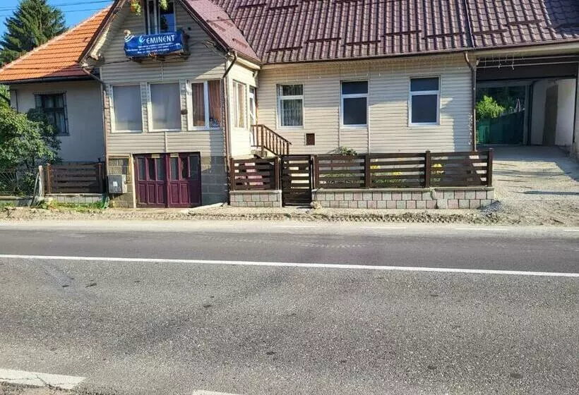 ペンション Casa Ernst