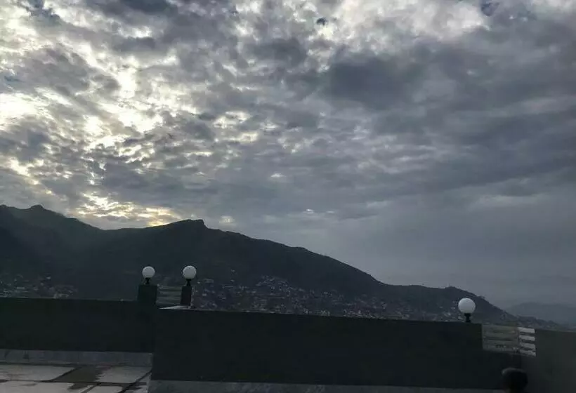 پانسیون Swat Hill View Resort  Only For Families