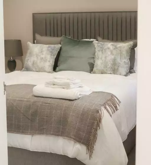 Majatalo The Gardens Room