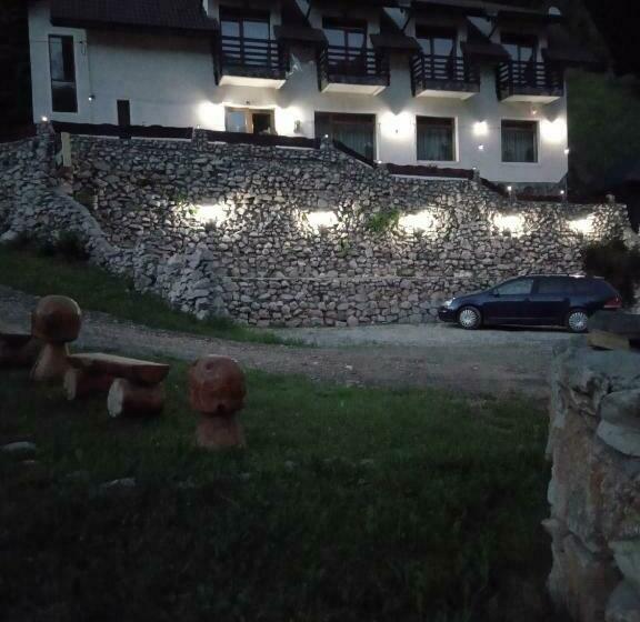 פנסיון Valea Lui Bogdan