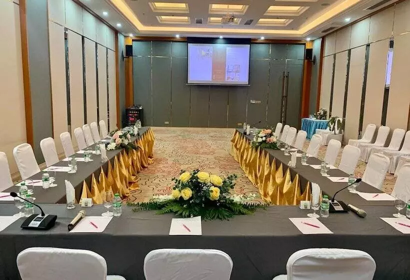 استراحتگاه St Vegas