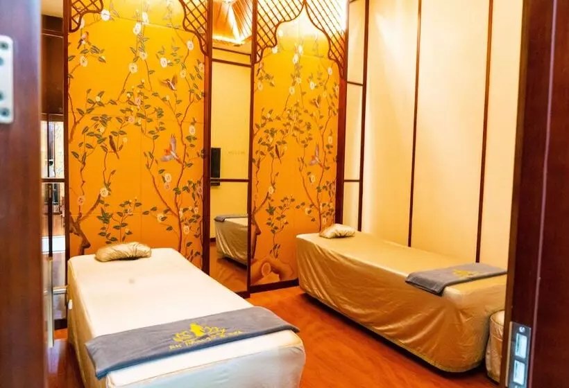 استراحتگاه St Vegas