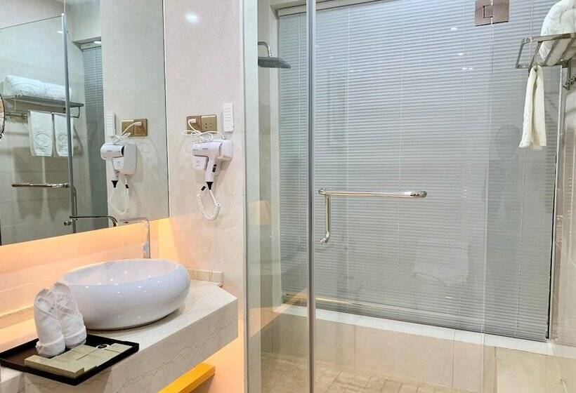 אתר נופש St Vegas