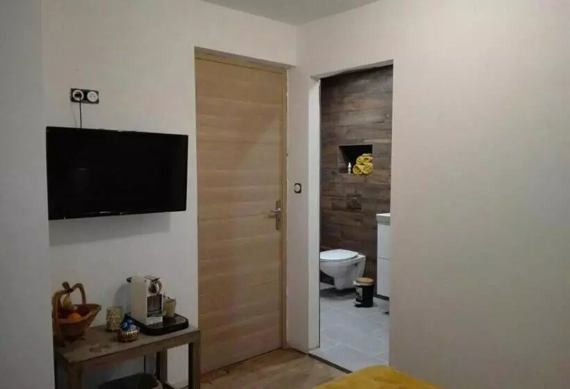 ベッドアンドブレックファースト L Esquilon Chambre D Hôte