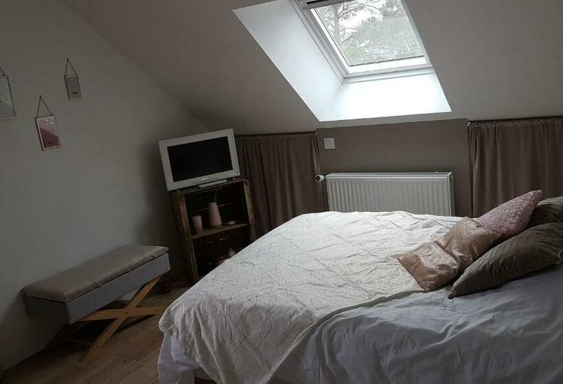 住宿加早餐 La Buardais