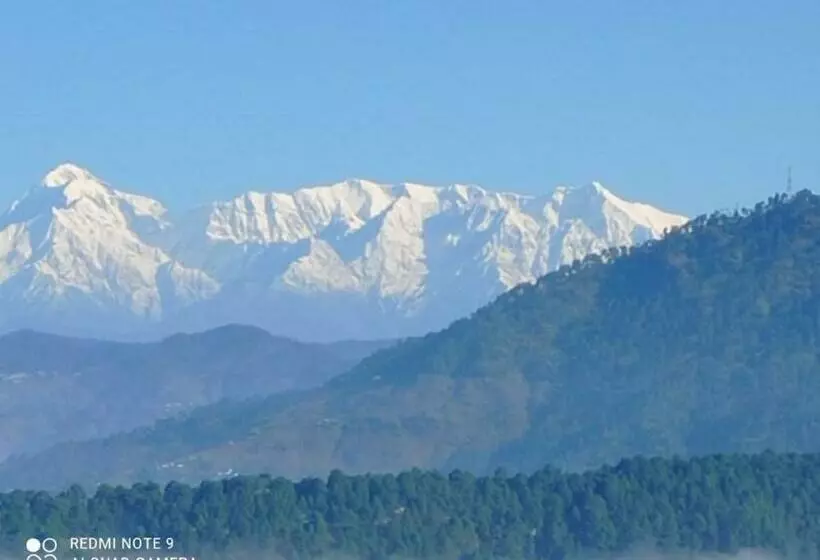 ホテル Aangan Resort, Bageshwar