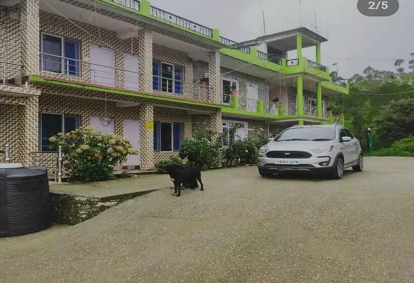 ホテル Aangan Resort, Bageshwar