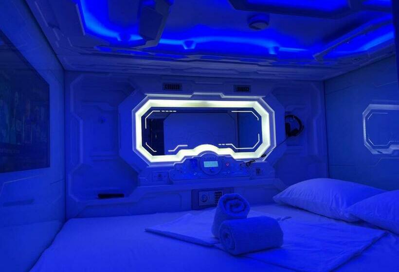 Hôtel Capsule Bmax Spacepods Sleep In Space   4mins From Mactan Airport
