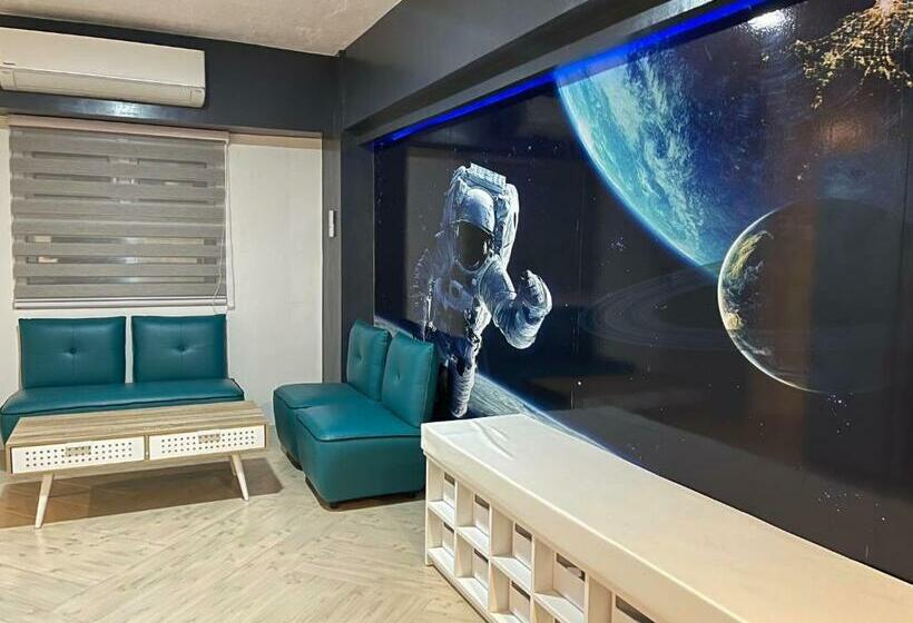 Hôtel Capsule Bmax Spacepods Sleep In Space   4mins From Mactan Airport