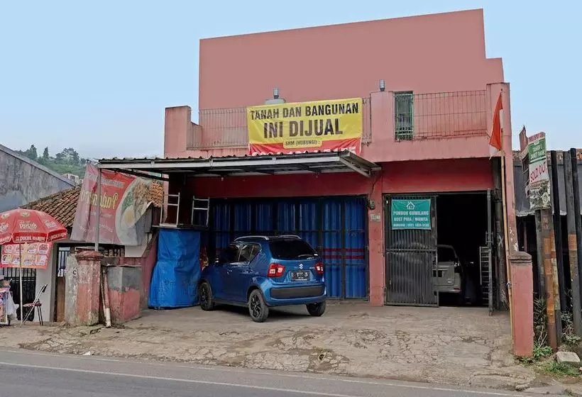 Hotelli Spot On 91941 Pondok Gumilang