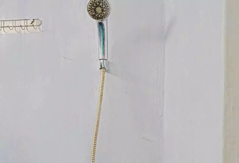 Hotelli Spot On 91941 Pondok Gumilang