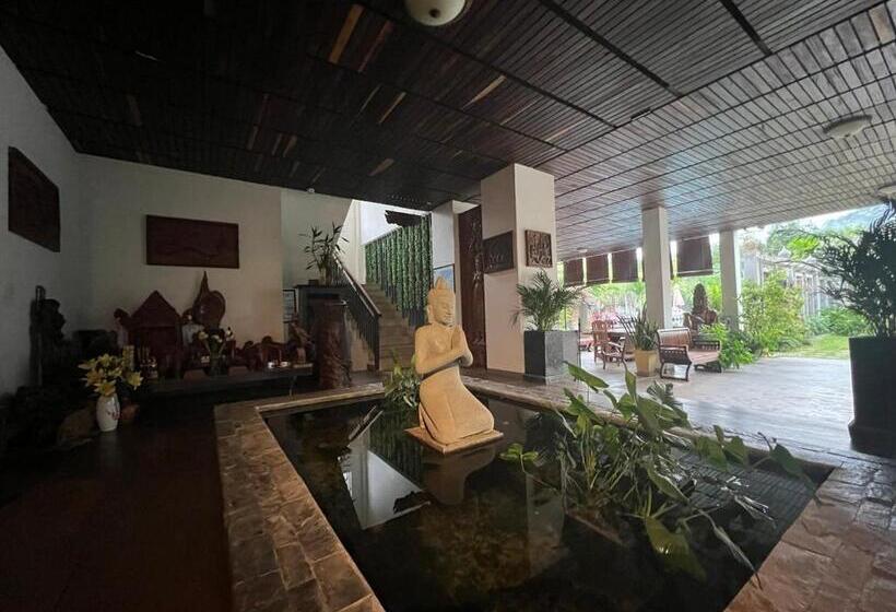 ホテル Vista Angkor Residence