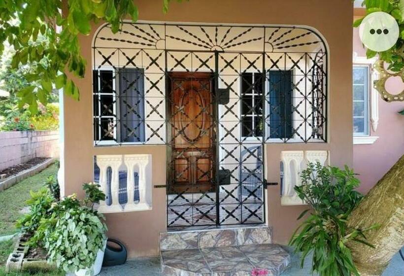 ペンション A Piece Of Paradise