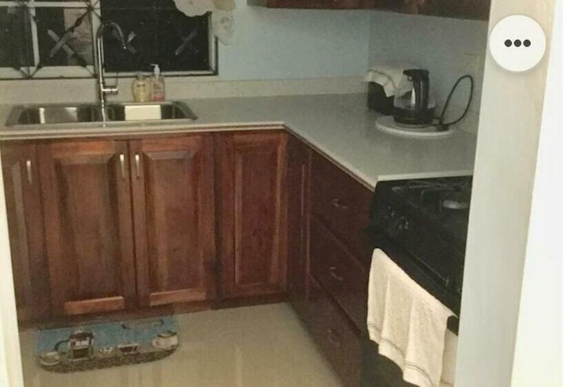 ペンション A Piece Of Paradise