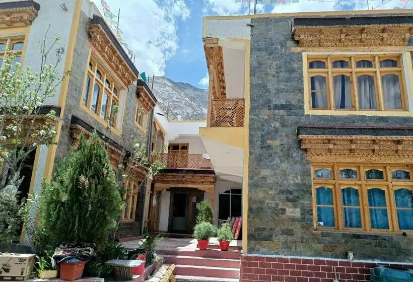 Majatalo Himalayan Regal House