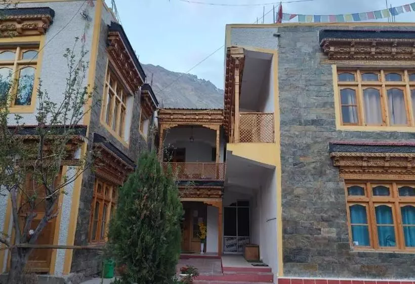 Majatalo Himalayan Regal House