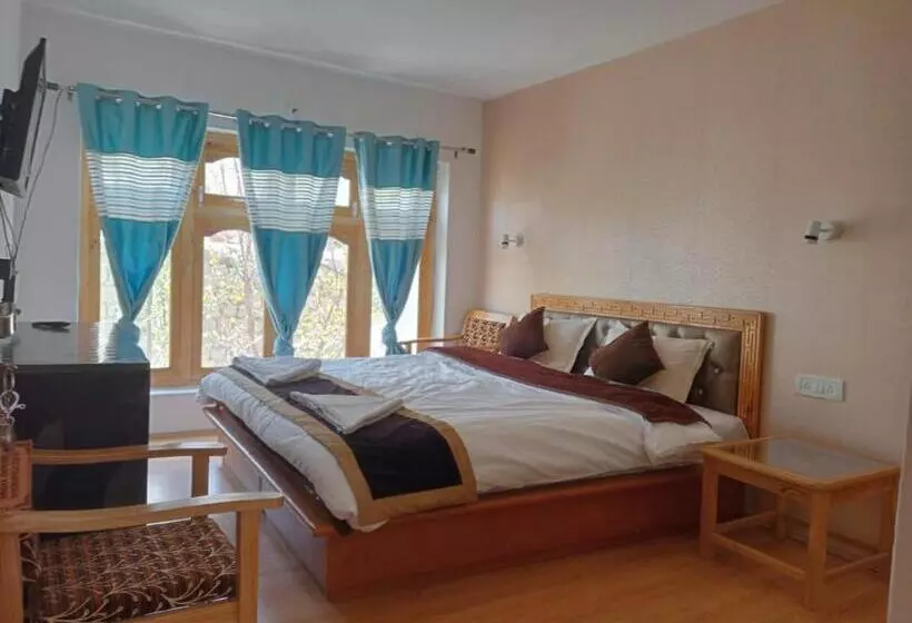 Majatalo Himalayan Regal House