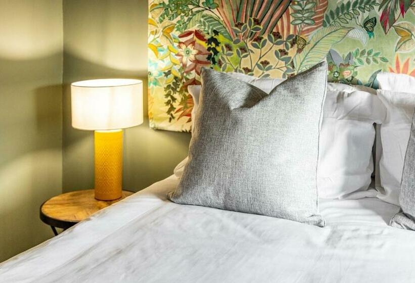 بنسيون Mrs Hortons Guest Rooms