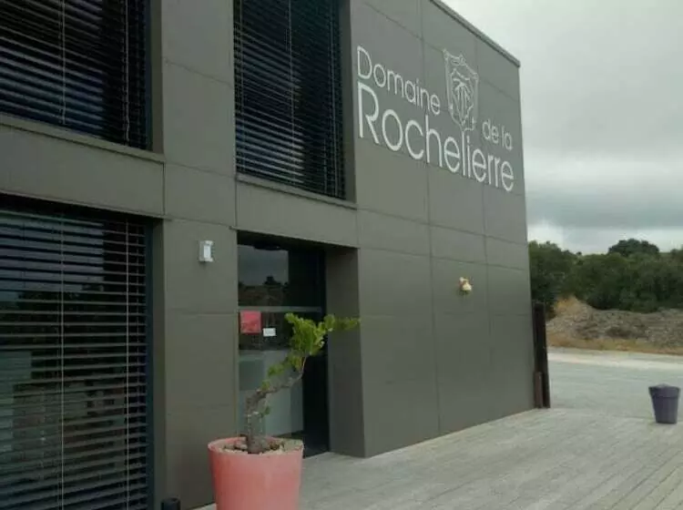 ペンション Suite 28