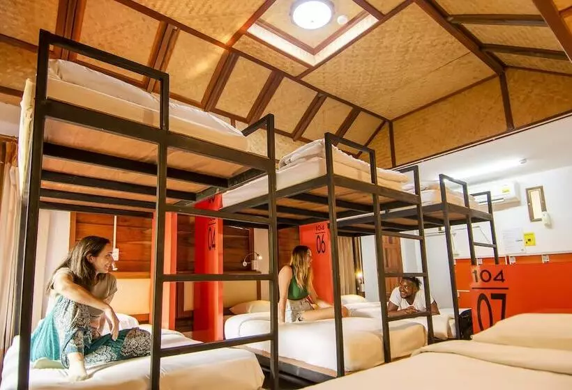 ユースホステル Mad Monkey Pai