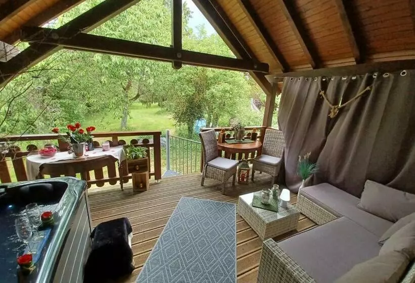 ベッドアンドブレックファースト Gite Avec Spa Privé