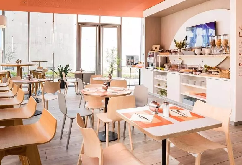 Aparthotel Adagio Access Paris Massy Gare