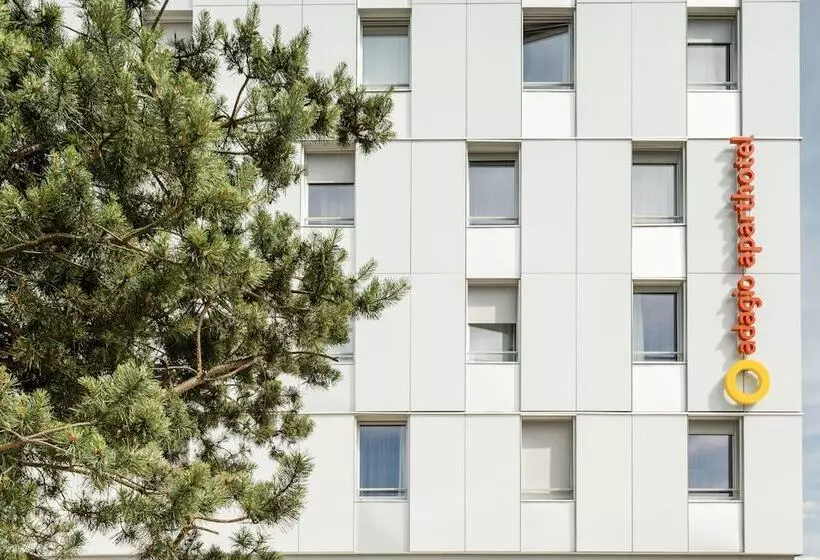 Aparthotel Adagio Access Paris Massy Gare