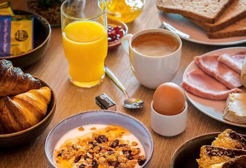 Aparthotel Adagio Access Paris Massy Gare