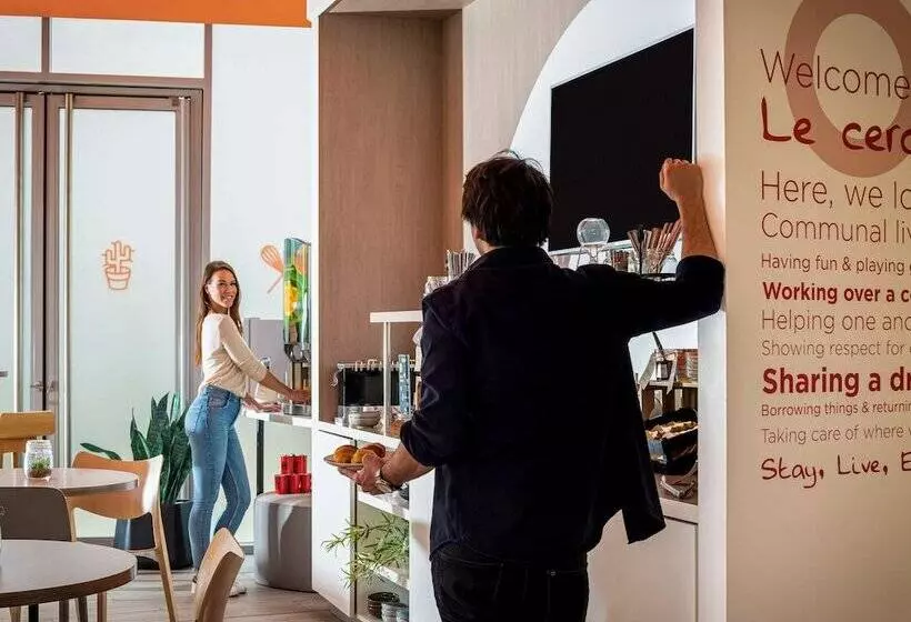 Aparthotel Adagio Access Paris Massy Gare