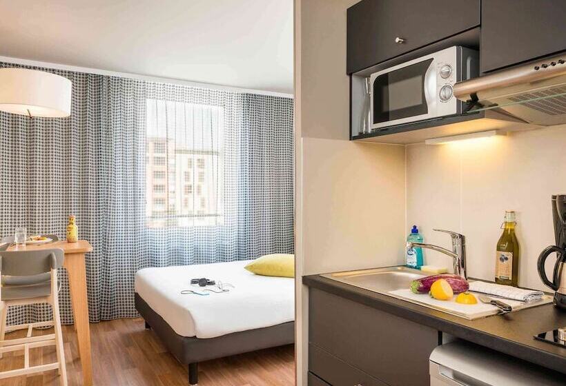 Aparthotel Adagio Access Paris Massy Gare