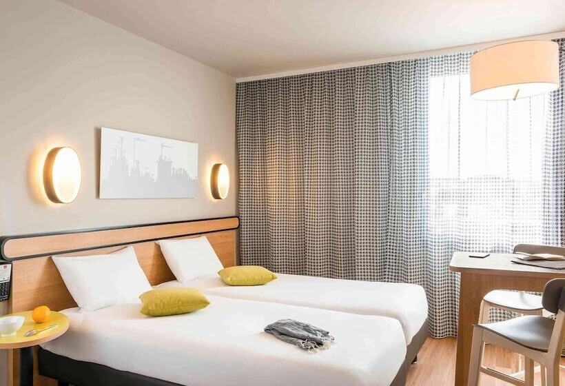 Aparthotel Adagio Access Paris Massy Gare