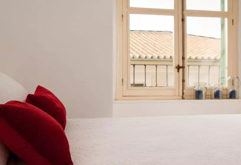 Apartamentos Urbanliving Liborio