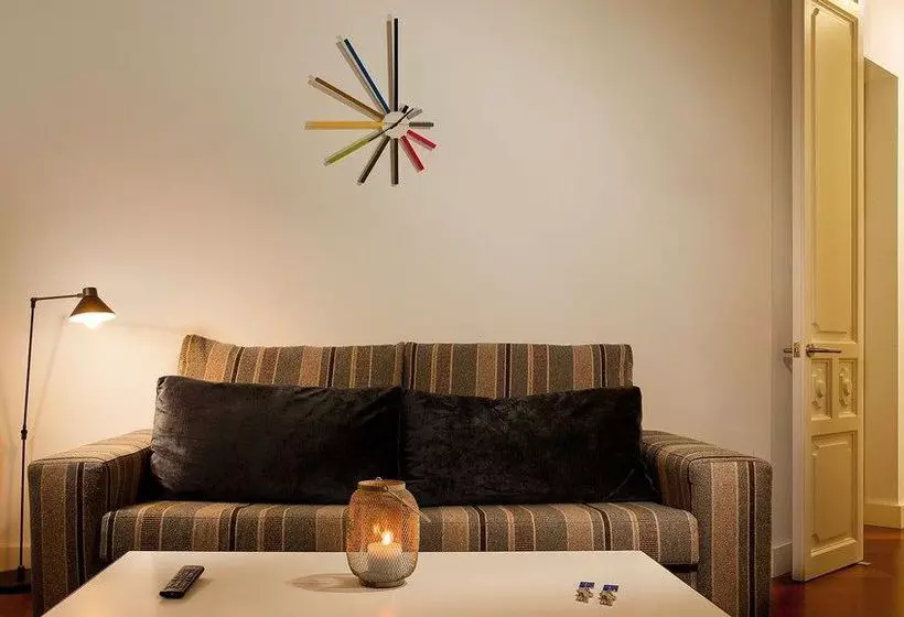 Apartamentos Urbanliving Liborio