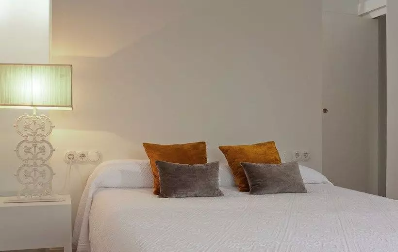 Apartamentos Urbanliving Liborio