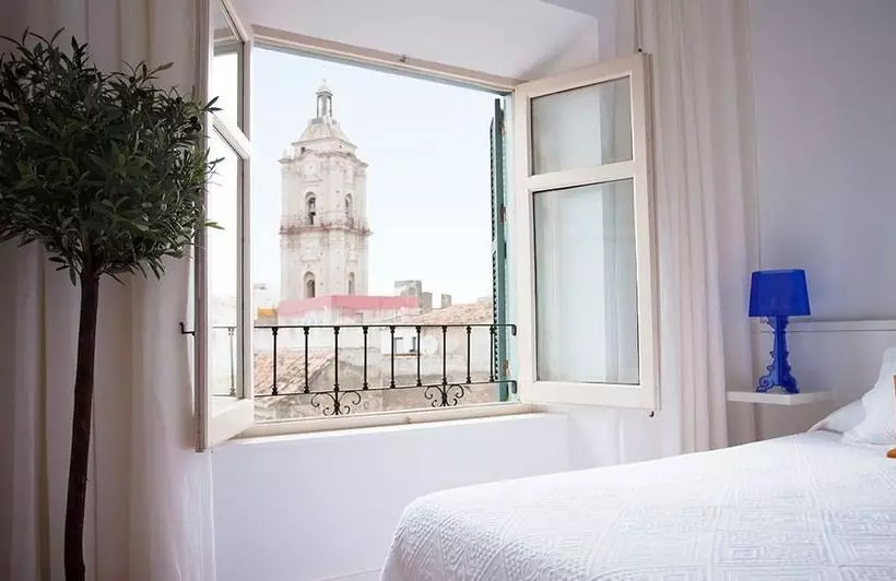 Apartamentos Urbanliving Liborio